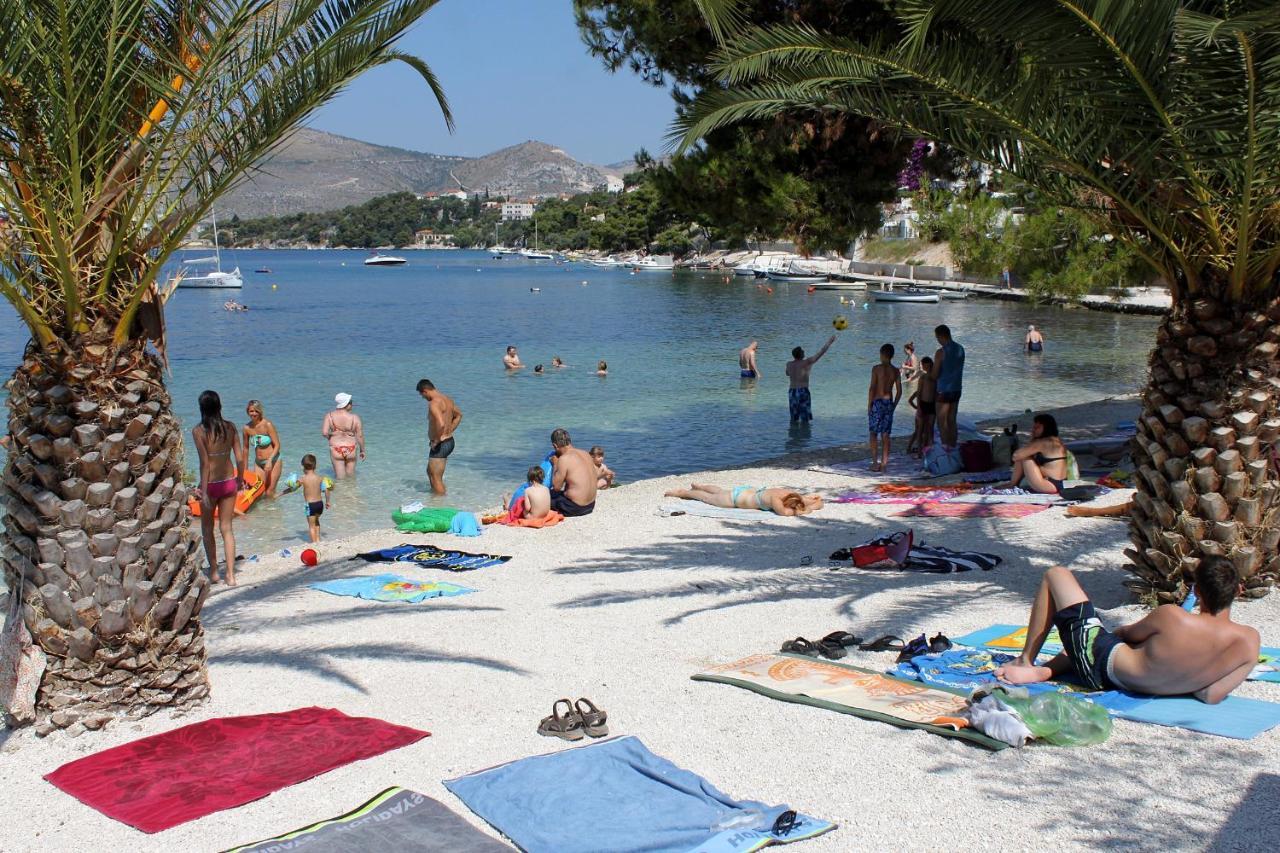 Apartments By The Sea Trogir - 11895 Екстер'єр фото