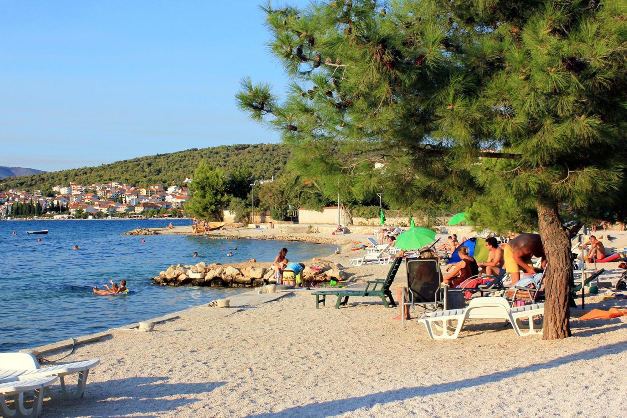 Apartments By The Sea Trogir - 11895 Екстер'єр фото