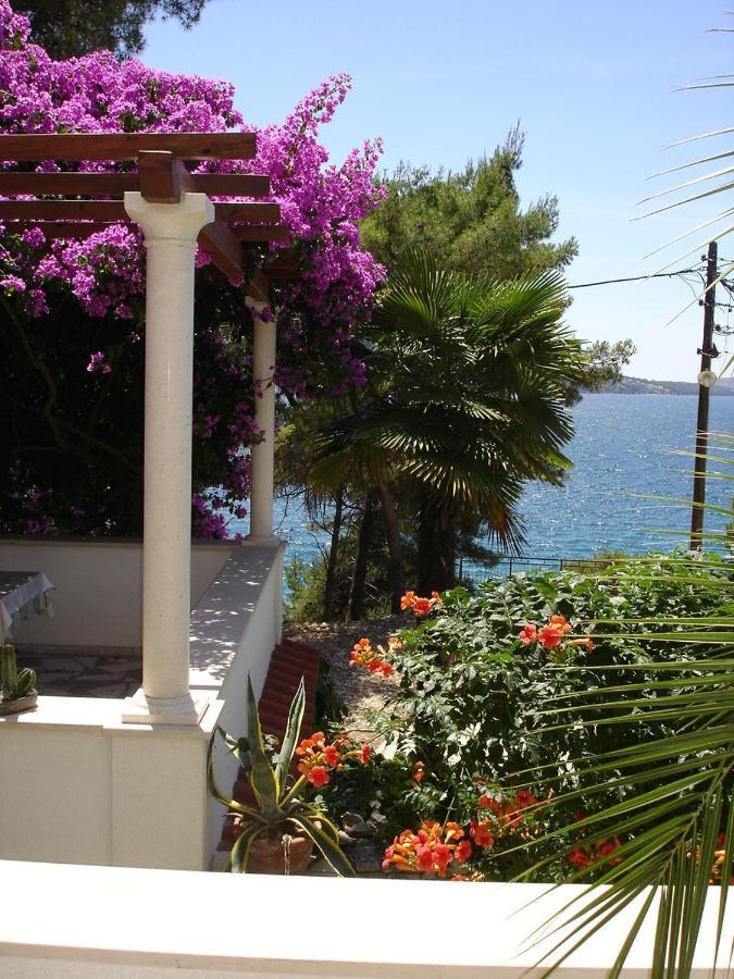 Apartments By The Sea Trogir - 11895 Екстер'єр фото