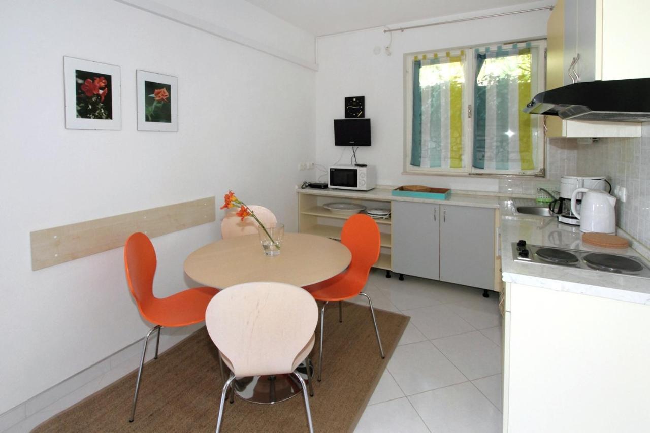 Apartments By The Sea Trogir - 11895 Екстер'єр фото